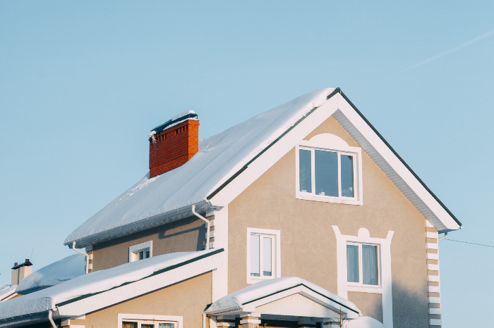 How to Safely Remove Snow from Your Roof in Winter